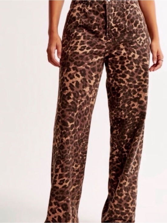 Abercrombie & Fitch Denim - Abercrombie & Fitch Brown Leopard Print Straight-Leg Jeans Size 29, 90s style